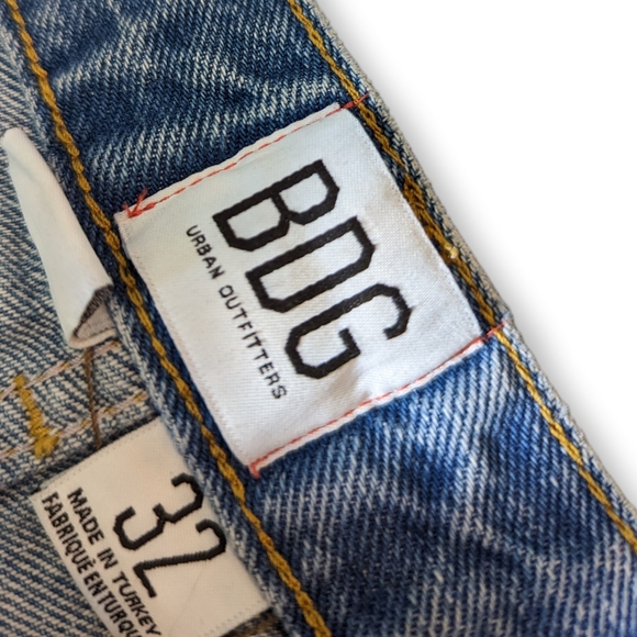 BDG Mom Jean sz 32 - Picture 3 of 4